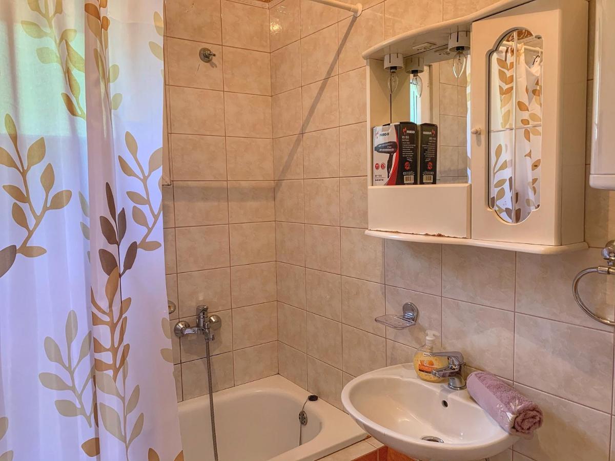 Eleni Apartments ゲヴゲリヤ エクステリア 写真